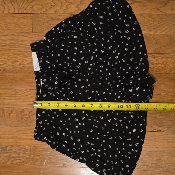 SO BRAND WOMENS JUNIOR SIZE BLACK FLORAL SOFT SHORTS HIGH RISE SIZE XS - Picture 11 of 13